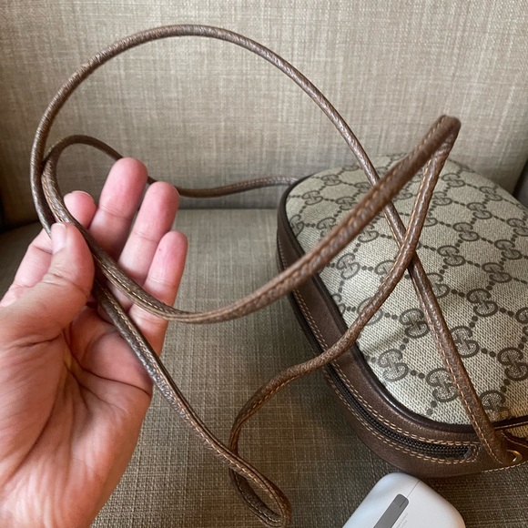 Authentic Gucci vintage web sherry line crossbody bag 156.02.066 (B50) - Picture 8 of 13